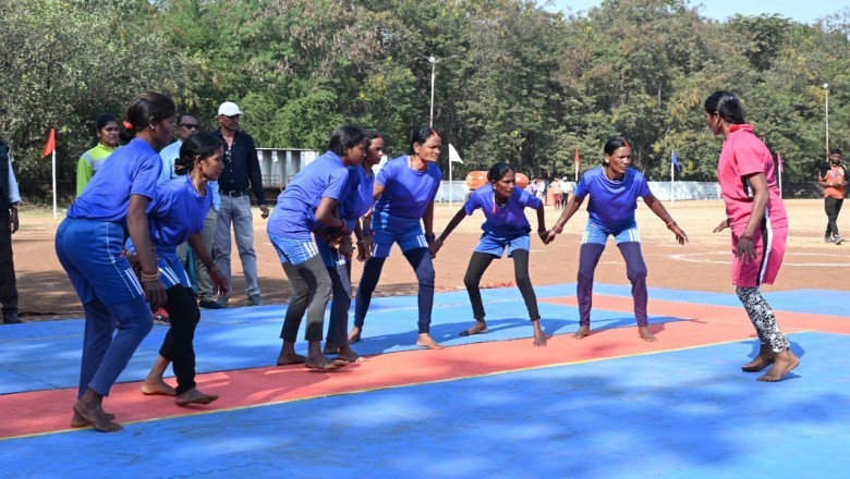 संभाग स्तरीय छत्तीसगढ़िया ओलंपिक के कबड्डी मैच के फाईनल में दिखी लॉयन जंप, बैक किक और चैन टेकल टेक्निक