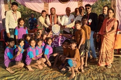 ग्राम जामनारा में संकुल स्तरीय बाल क्रीड़ा प्रतियोगिता का आयोजन