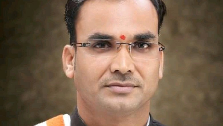 मुख्यमंत्री गढ़ रहे नवा छत्तीसगढ़ इसलिए बौखलाए भाजपाई : चुम्मन साहू