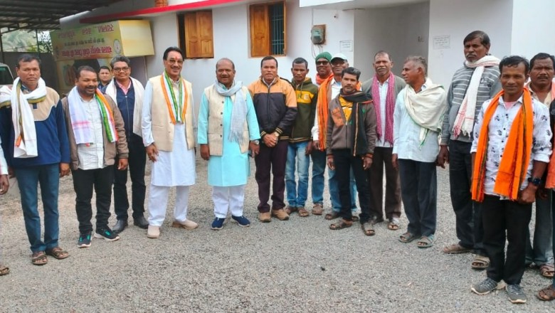 *बूचाटोला में काॅलेज की स्थापना को लेकर संसदीय सचिव मंडावी को ग्रामीणों ने सौंपा ज्ञापन*