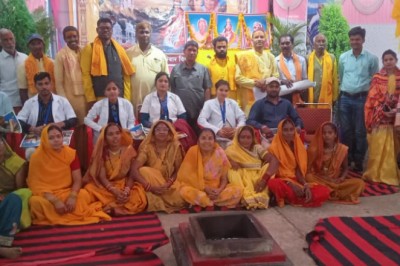 गायत्री प्रज्ञा पीठ ने मनाया 42 वे वार्षिक उत्सव 72 रक्तवीरों ने किया रक्तदान