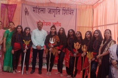 एकीकृत बाल विकास परियोजना द्वारा महिला जागृति शिविर कार्यक्रम का आयोजन किया गया