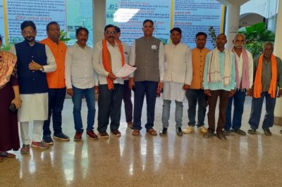 जिला भाजपा किसान मोर्चा ने कलेक्टर को सौपा ज्ञापन