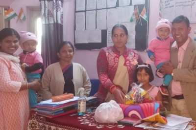 मातृछाया संस्था में नायरा ने कम्बल बाटे