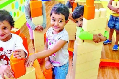 प्ले स्कूल शीतलहर को देखते हुए सुबह साढ़े 9 बजे से आरम्भ होंगे