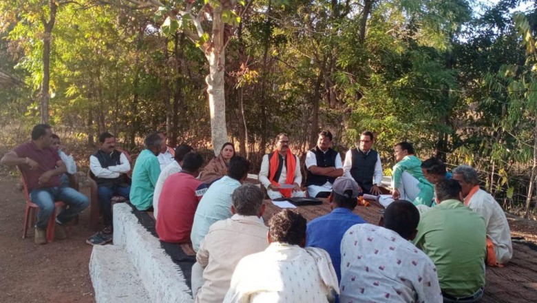 शक्ति केंद्र की बैठक बनबघेरा के परसपोंटा धाम में हुई