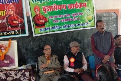 स्वामी विवेकानंद का जीवन सबके लिए प्रेरणा स्रोत - मन्ना लाल यादव