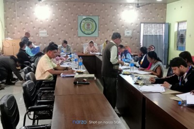 जनपद पंचायत छुरिया में 15 वे वित्त योजना निगरानी समिति की बैठक किरण रविन्द्र वैष्णव अध्यक्षता में हुई संपन्न