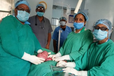 जिला चिकित्सालय दुर्ग गढ़ रहा रोज नई इबारतें