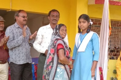 धमधा :शासकीय स्कूल द्वारा वार्षिक उत्सव :