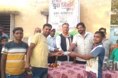 ग्राम पाटेकोहरा में राजीव गांधी युवा मितान क्लब के द्वारा गणतंत्र दिवस को एक त्योहार के रूप मे मनाया