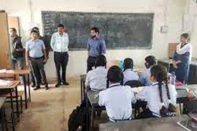 छमाही परीक्षा में जिन छात्र-छात्राओं के नतीजे संतोषजनक नहीं उनकी पढ़ाई के लिए विशेष फोकस देकर कराई जाएगी पढ़ाई :