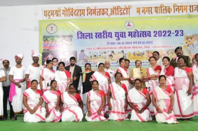 प्रकृति के प्रति अनुराग की अभिव्यक्ति है सरहुल नृत्य-गीत :