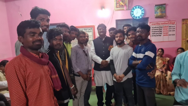 लेश्वर के नेतृत्व में युवाओं ने कि राजेश श्यामकर से मुलाकात - कि जिम कि मांग :