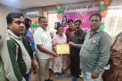 थैलेसीमिया पीड़ित बच्चों के ब्लड की पूर्ति के लिए तनीषी के जन्मदिन पर पिता ने लगाया रक्तदान शिविर