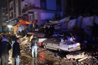 तुर्की और सीरिया में 7.8 तीव्रता के भूकंप ने मचाई तबाही, 306 लोगों की मौत, कई इमारतें हुईं धराशायी :