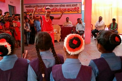 उचित मंच एवं अवसर प्रदान कर बच्चों के प्रतिभा को तराशें
