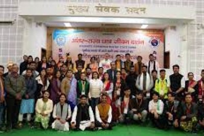 क्षितिज आपार संभावनाएं अंतर्गत 10 वी एवं 12 वी से 02 सर्वोच्च अंक धारी दिव्यांग विद्यार्थी चयनित :