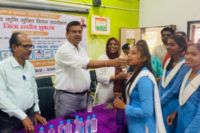 राष्ट्रीय कृमि मुक्ति दिवस का आयोजन :