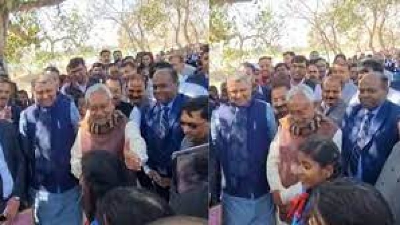 शराब पर गीत सुनकर सीएम ने सलोनी को दिया आशीर्वाद :