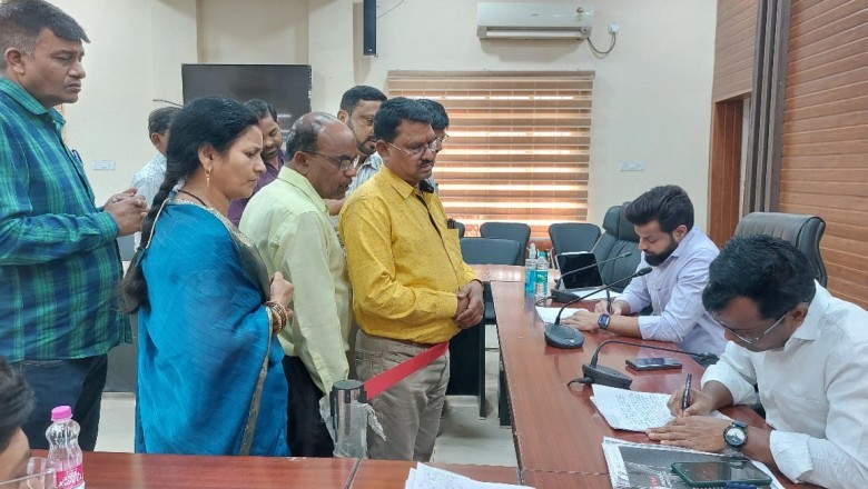 सिंगल मीटर के सहारे मधुरिशा हाइट्स फेस 03 का 56 परिवार, एसोसिएशन के सदस्य पहुंचे जनदर्शन :