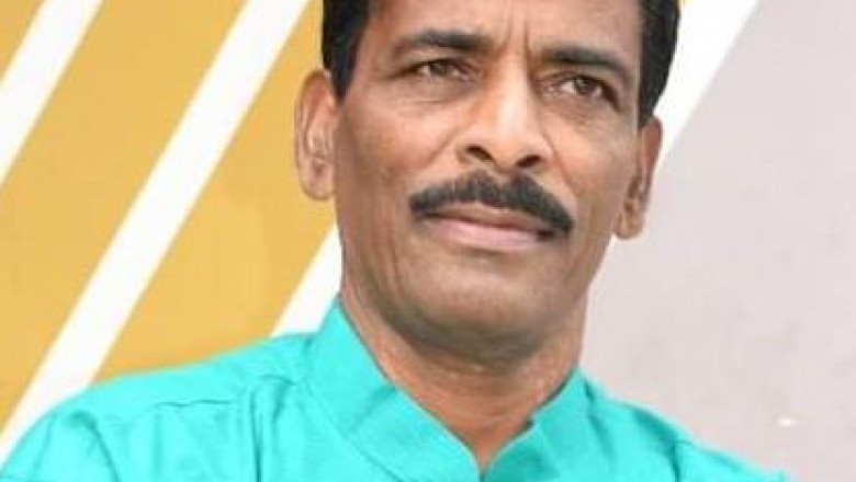 कांग्रेस सरकार में सिर्फ घोषणा को ही विकास मानते हैं - लीलाधर साहू0 कहा - कांग्रेस सरकार के 4 वर्ष में विकास शुन्य जर्जर सड़कों पर चलने को मजबूर है ग्रामीण :