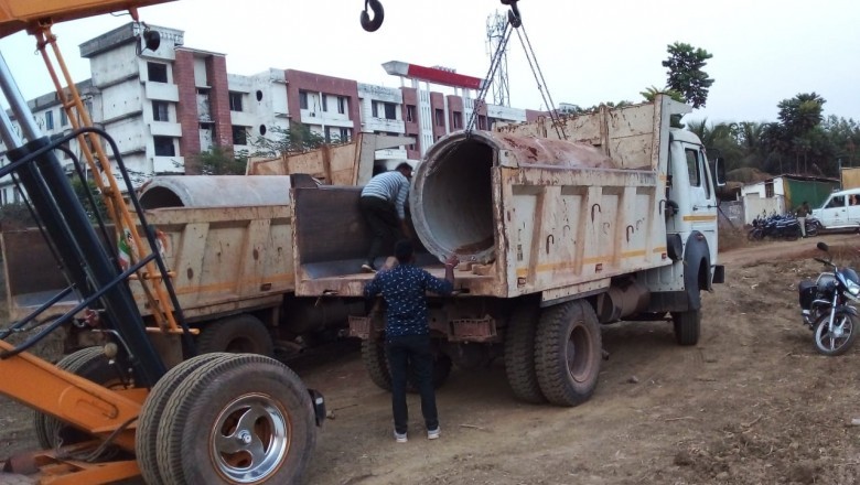 अवैध प्लाटिंग को लेकर दूसरे दिन भी कार्रवाई, मुख्य नाला को डाइवर्ट करने के लिए लगाई गई पाइप को किया गया जब्त :
