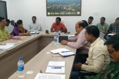 शिक्षा की गुणवत्ता पर विशेष ध्यान देते हुए कार्य करने की जरूरत- कलेक्टर :
