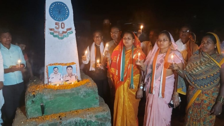सभा में शहीदों को किया नमन, अर्पित की श्रद्धांजलि