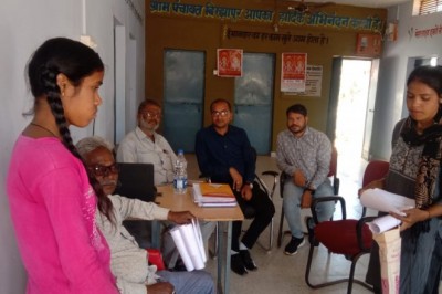 शिविरों में राजस्व के साथ ही अन्य विभागों के भी लिये गये आवेदन :