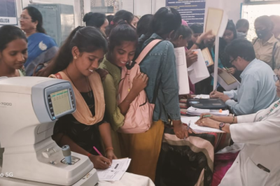डॉ खूबचंद बघेल जी की पुण्यतिथि पर महाविद्‌यालय में एस आर हाँस्पिटल द्वारा नि:शुल्क स्वास्थ्य परीक्षण शिविर का आयोजन :