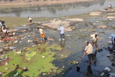 निगम ने की शिवनाथ नदी की सफाई,सभी ने नदी को प्रदूषण से बचाने व साफ रखने के लिया संकल्प :