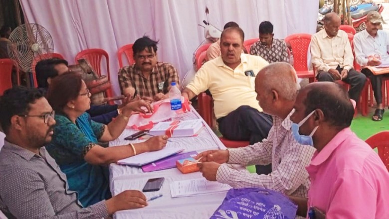 अवैध निर्माण व अनाधिकृत विकास के नियमितीकरण के लिए नयापारा एवं बघेरा के लोगो ने शिविर का उठाया लाभ: