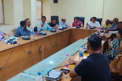 कार्यादेश जारी होने के बाद काम नही करने वाले ठेकेदार को नोटिस जारी करें : महापौर