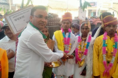 मुख्यमंत्री कन्यादान सामूहिक विवाह में जिला महामंत्री चुम्मन साहू हुए शामिल