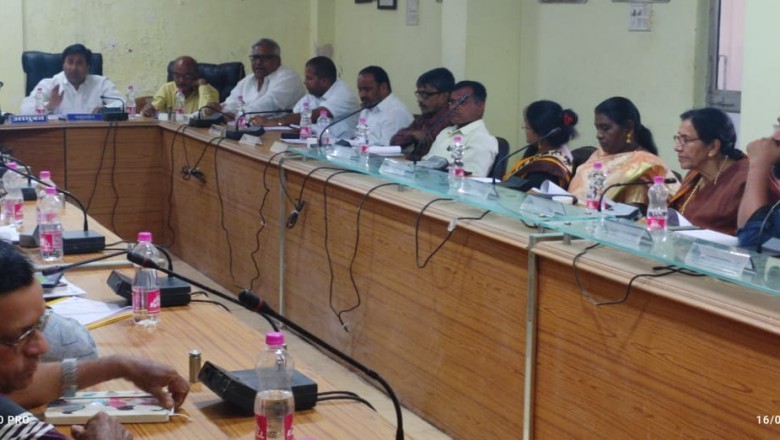 महापौर परिषद मे अनुमानित आय व्यय  2023- 24 पर हुई विशेष चर्चा :