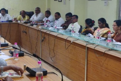 महापौर परिषद मे अनुमानित आय व्यय  2023- 24 पर हुई विशेष चर्चा :