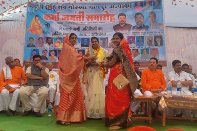 भक्त माता कर्मा सम्पूर्ण मानव जाति के लिए अनुकरणीय : गीता घासी साहू0 ज़िला स्तरीय कर्मा जयंती मे मुख्य अतिथि गीता घासी साहू शामिल हुए :
