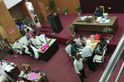 : बजट पेश करने से पहले महापौर एजाज ढेबर ने काली माता का लिया आशीर्वाद, मेयर ने कहा- राजधानीवासियों को नहीं लगेगा कोई अतिरिक्त कर…