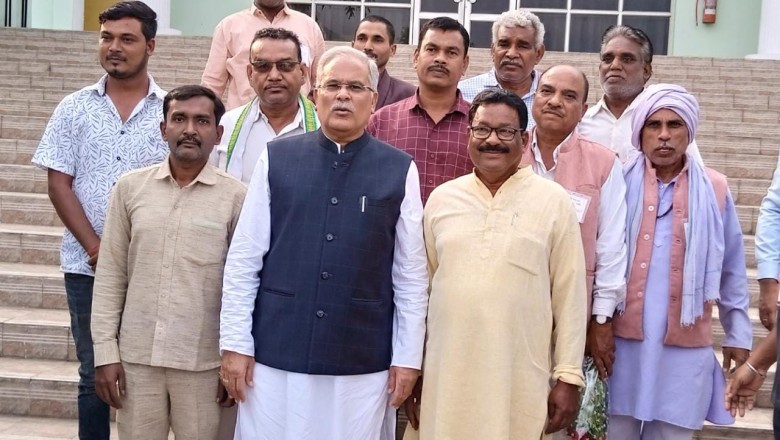 छत्तीसगढ़ विधानसभा सत्र के दौरान मुख्यमंत्री भूपेश बघेल से सौजन्य मुलाकात किया :