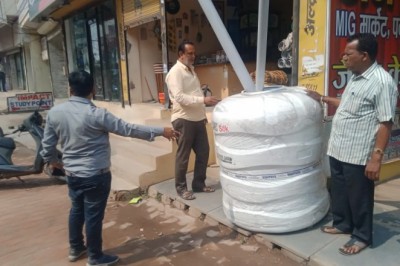 फाइट द बाइट एवं मोर शहर, मोर जिम्मेदारी अभियान के तहत व्यवस्था बिगाड़ने वालों को निगम अधिकारियों ने दी समझाईश नही समझने वालो पर होगी सख्त कार्यवाही:
