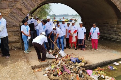 जल प्रदुषण से रोकथाम व जागरूकता के लिए वाटर एड इंडिया द्वारा किया गया ‘‘जल जागरूकता जन अभियान’’