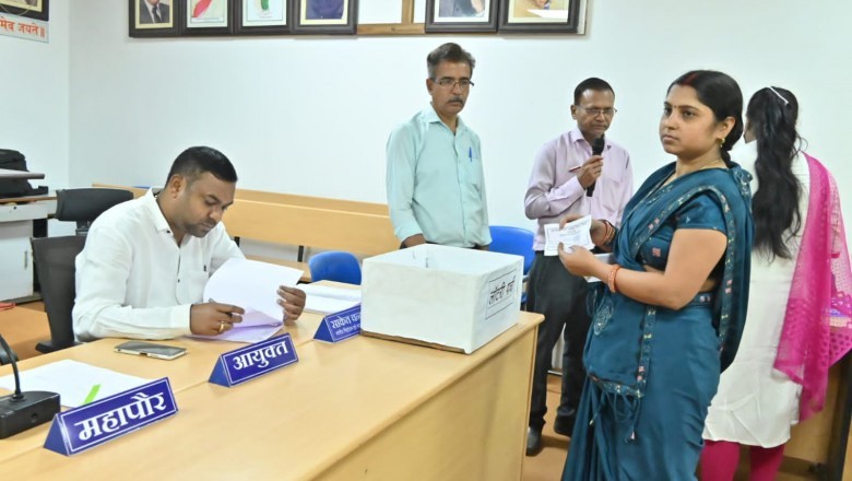 लॉटरी पद्धति से दुकान एवं चबूतरा का हुआ आबंटन, 25 लोगो मिला विभिन्न योजनाओं के तहत दुकान व चबूतरा :