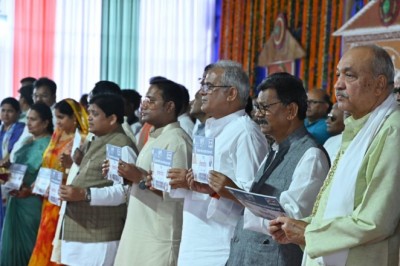 रीपा के माध्यम से ग्रामीण क्षेत्रों में जरूरतमंदों को रोजगार मिलेगा - मुख्यमंत्री  भूपेश बघेल :