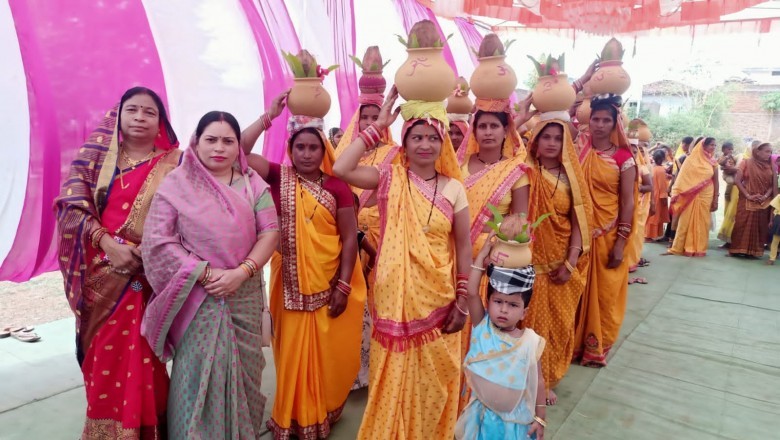 ग्राम डंगनिया कर्मा जयंती के कार्यक्रम में शामिल हुई जनपद अध्यक्ष प्रतीक्षा भंडारी :
