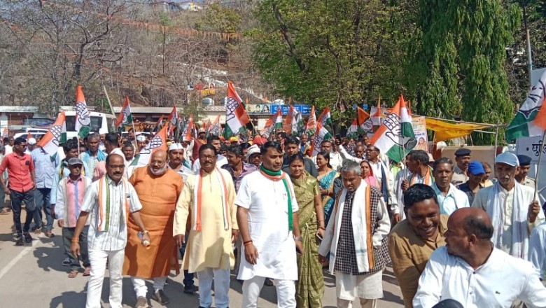 हाथ से हाथ जोड़ो पदयात्रा अभियान के समापन में शामिल हुए मोहन मरकाम :