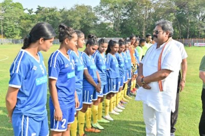 देश के विभिन्न राज्यों के महिला फुटबॉल खिलाड़ी भिलाई में, बतौर मुख्य अतिथि पहुंचे महापौर नीरज पाल ने बढ़ाया खिलाड़ियों का हौसला :