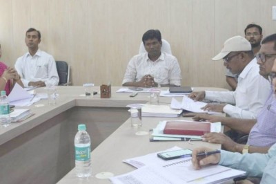 सामाजिक-आर्थिक सर्वेक्षण के लिए प्रगणकों को दे गुणवत्तायुक्त प्रशिक्षण - कलेक्टर :