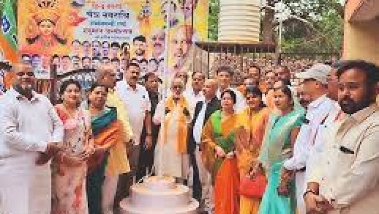 बाबा साहेब अंबेडकर जयंती पर भी कार्यक्रम होंगे ,स्थापना दिवस पर बीजेपी का ध्वज फहराया, सम्मान भी किया |