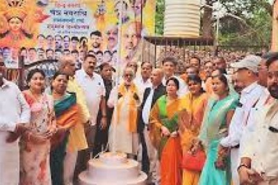 बाबा साहेब अंबेडकर जयंती पर भी कार्यक्रम होंगे ,स्थापना दिवस पर बीजेपी का ध्वज फहराया, सम्मान भी किया |